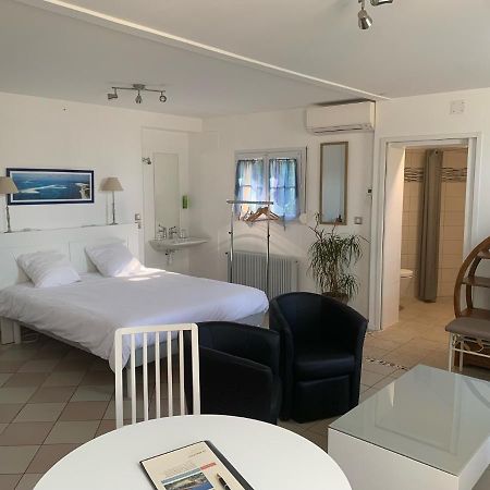 Le Melchior Hotell Sainte-Terre Exteriör bild